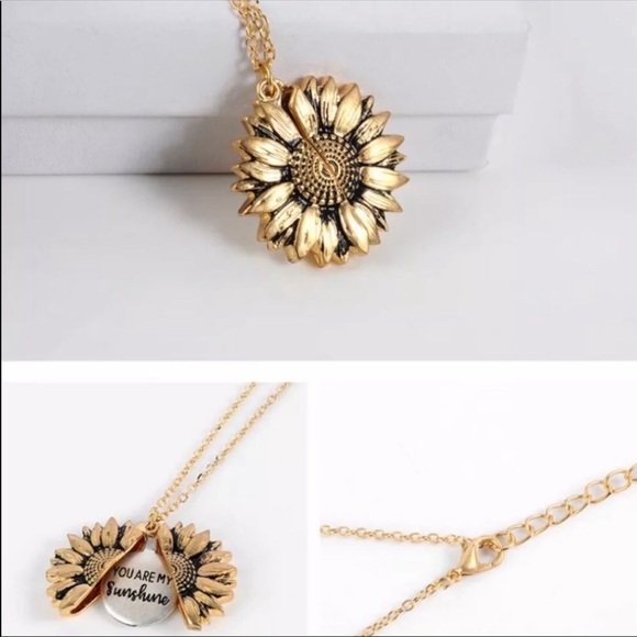 grace glitter & glory Jewelry - 🌻BOHO SUNFLOWER DOUBLE LAYER NECKLACE 🌻